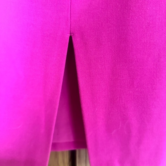 Express fitted‎ bright pink pencil skirt. - Picture 5 of 8